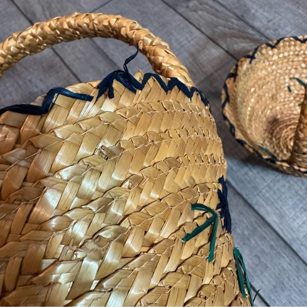 Set of 2 Small Vintage Floral Straw Nesting Baskets